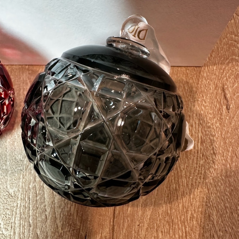 Dior Holiday Ornaments Set - Red, yellow,gray blue green 💯 Chrystal - Picture 4 of 13